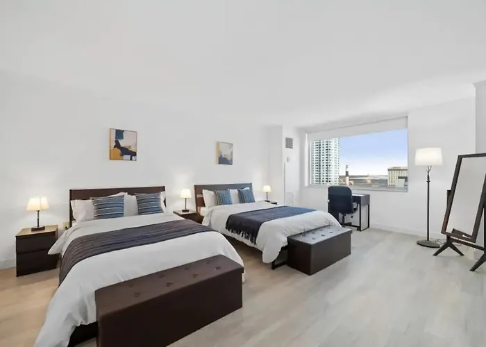 2Br 3Ba Beachfront Rental In Town Cozysuites