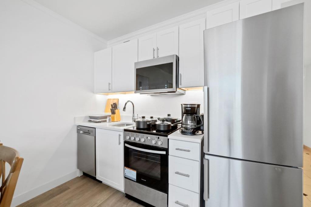 Apartment 2br 3ba Beachfront In Town Cozysuites Atlantic City