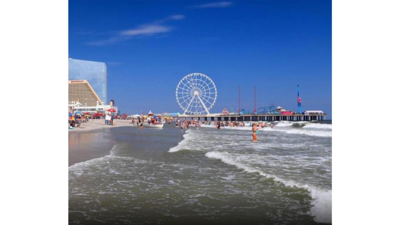 2br 3ba Beachfront In Town Cozysuites Apartment