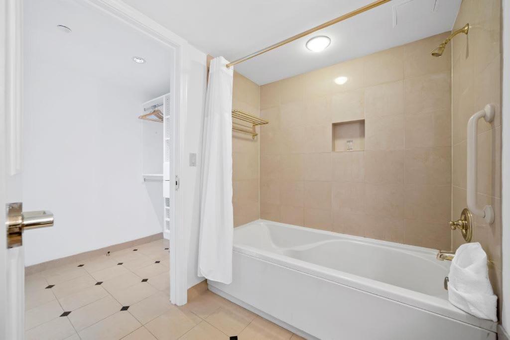 Apartment 2br 3ba Beachfront In Town Cozysuites Atlantic City